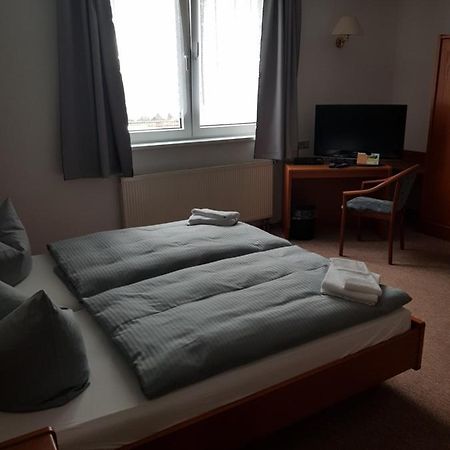 Hotel Zur Altstadt Calbe 外观 照片