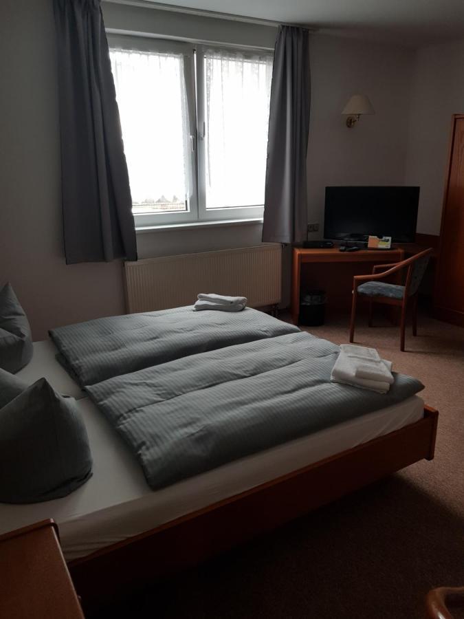 Hotel Zur Altstadt Calbe 外观 照片
