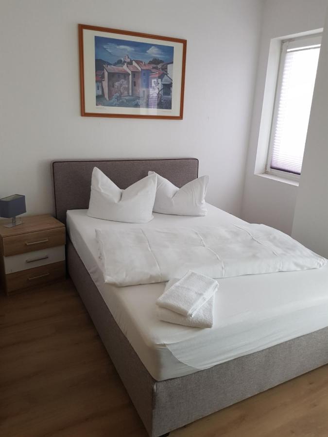 Hotel Zur Altstadt Calbe 外观 照片
