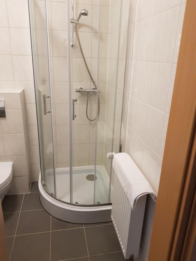 Hotel Zur Altstadt Calbe 外观 照片